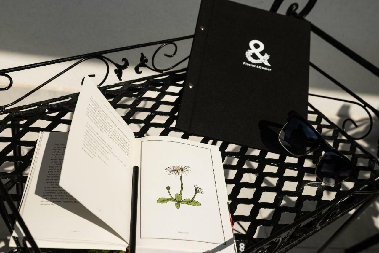 Hotel Florian&Godler 卡尔洛瓦茨 外观 照片