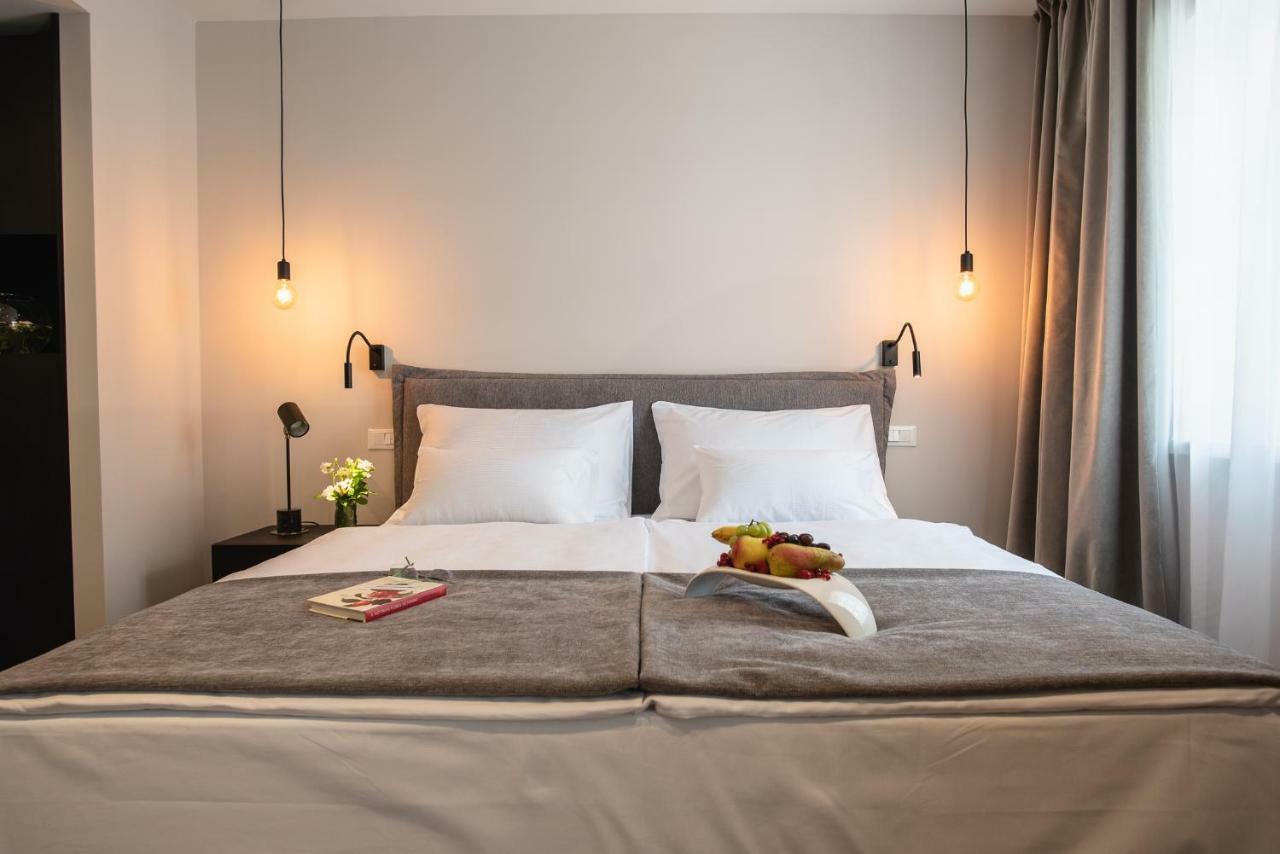 Hotel Florian&Godler 卡尔洛瓦茨 外观 照片